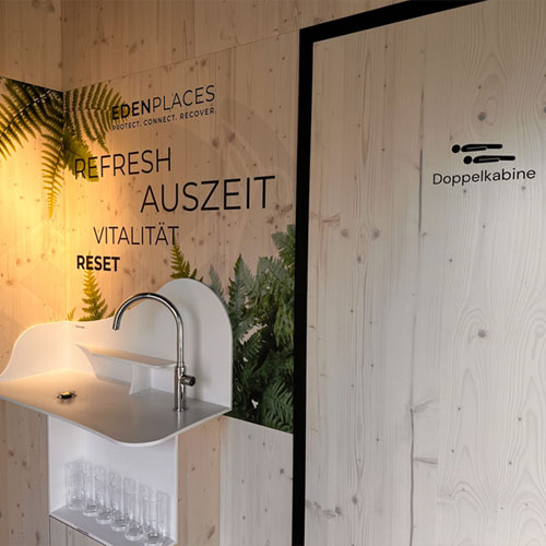 Eingangsbereich der EDENPLACES Kabinen mit Wasserstation
